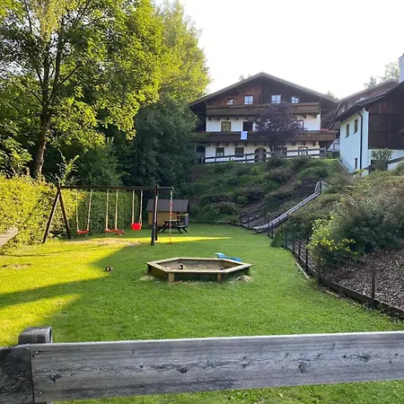 Gemuetliche Mit Gemeinsamem Pool By Interhome Freudensee